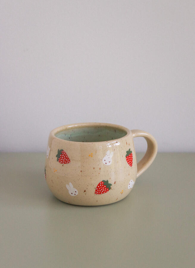 strawberry mug strawberry mug